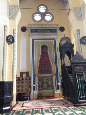 Interiér mešity Karla I. Rumunského v Constante